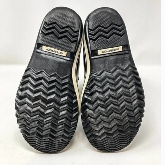 Sorel Black Yoot Pac Waterproof Nylon and Rubber Winter Boots - Size 5 - Picture 8 of 10